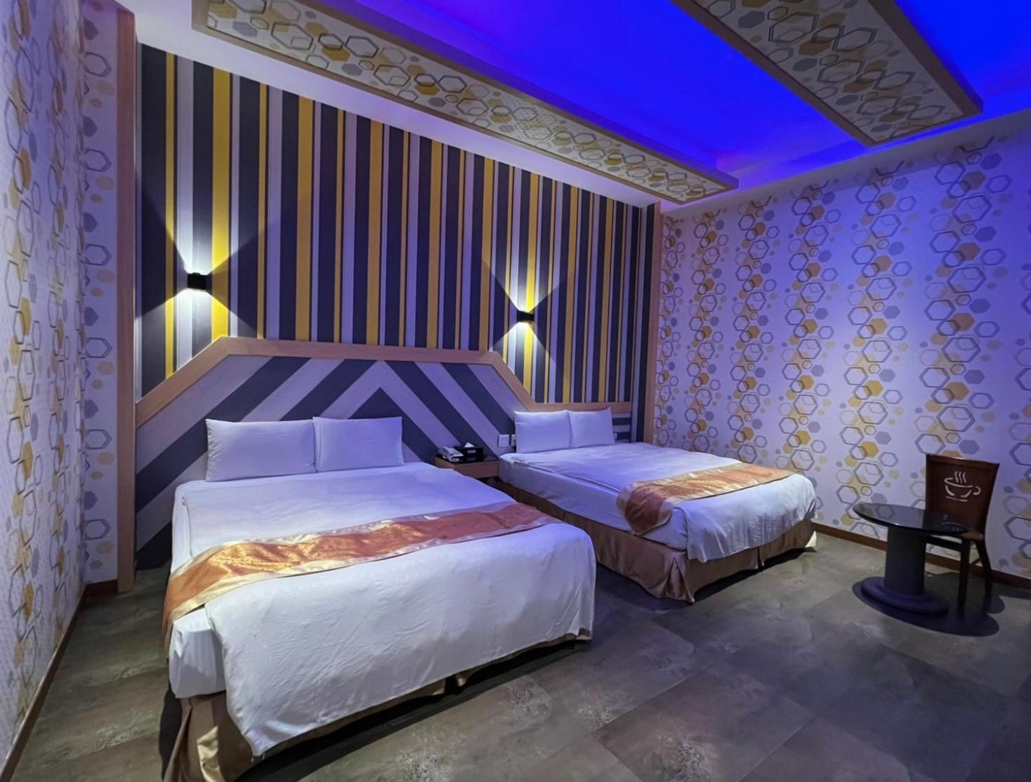 Wei Feng Exquisite Motel Pintung Branch Pingtung Exterior photo
