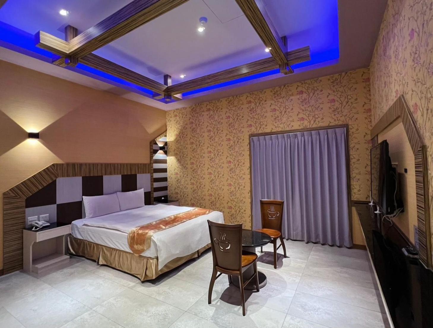 Wei Feng Exquisite Motel Pintung Branch Pingtung Exterior photo